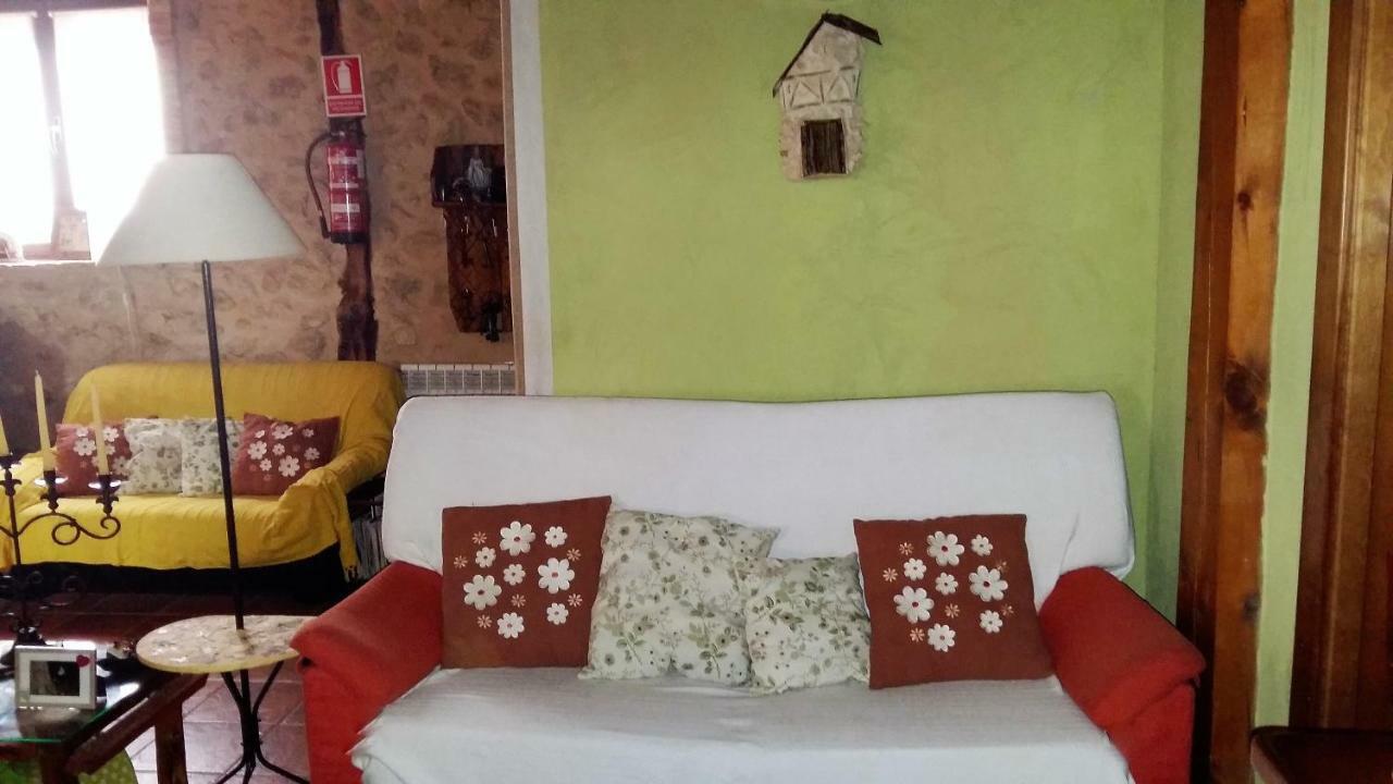 Torremocha de Ayllón Casa Rural Calle Real B&B 외부 사진